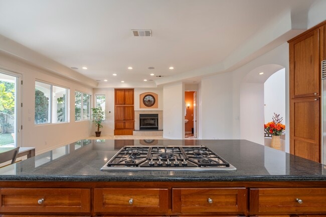 Building Photo - 1300 Elm Ave