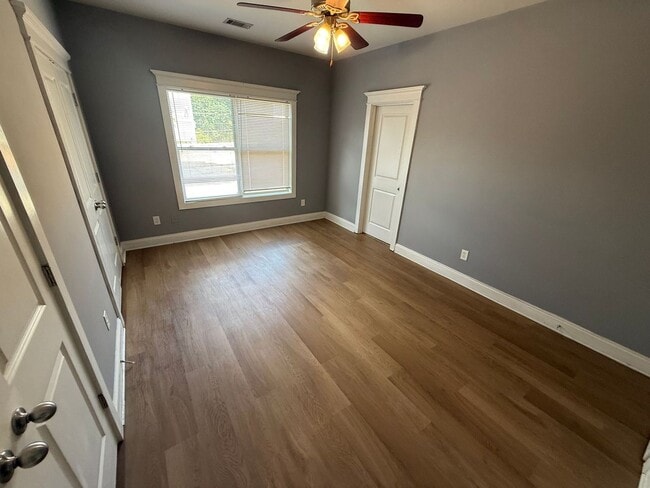 Building Photo - 242 Madison Heights