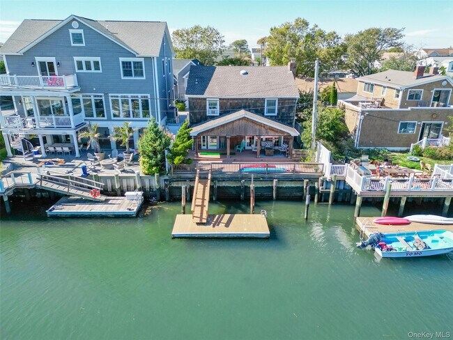 Building Photo - 58 Forester St