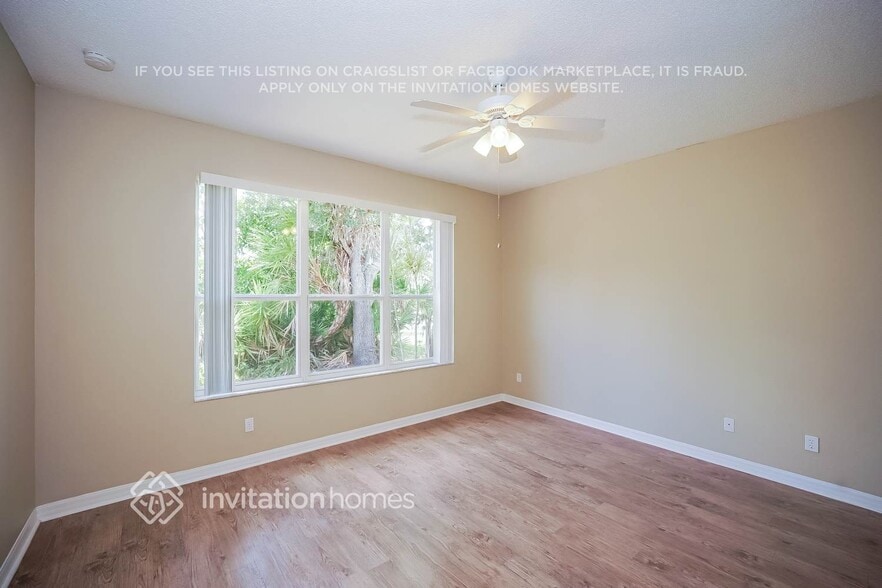 Building Photo - 528 Wexford Dr