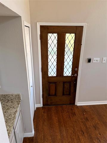 Building Photo - 1000 Lamesa Ct