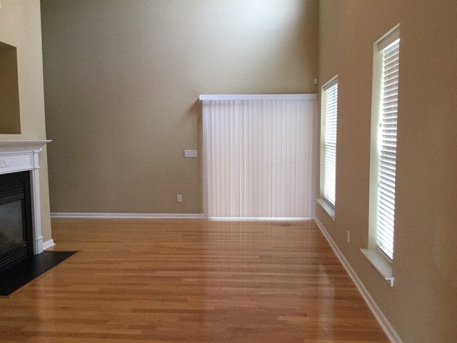 Building Photo - 10604 Secret Garden Ln