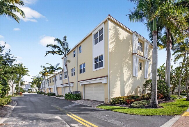 Building Photo - 4920 NW 15th Ave