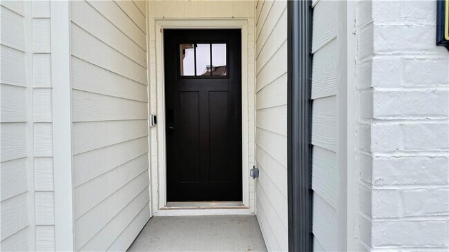 Building Photo - 4537 Cypress Pk Dr