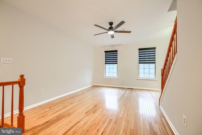 Building Photo - 8 Katurah Ln