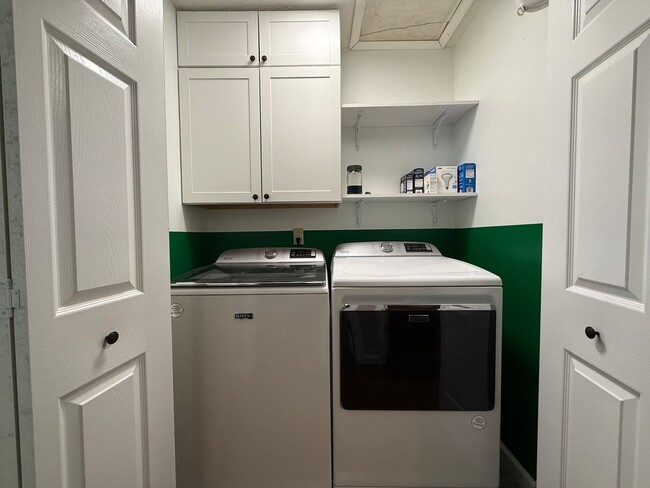 Building Photo - 3 Bedroom 2 Bathroom Home in Kingsport, TN