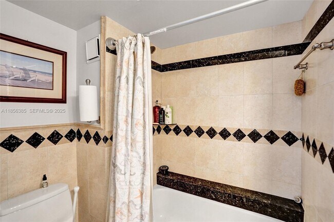 Building Photo - 1500 N Ocean Blvd