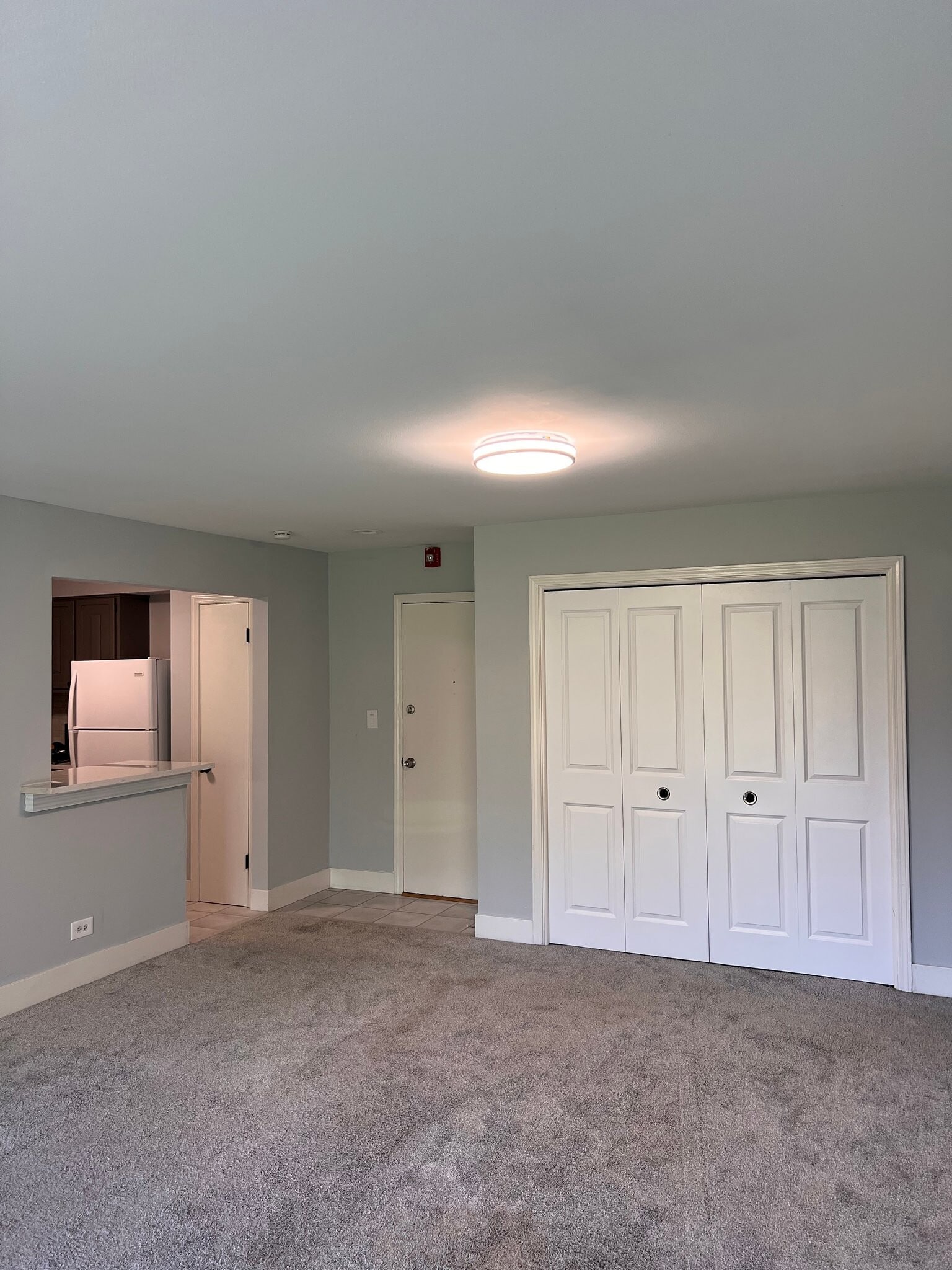 Building Photo - 707 Falcon Dr