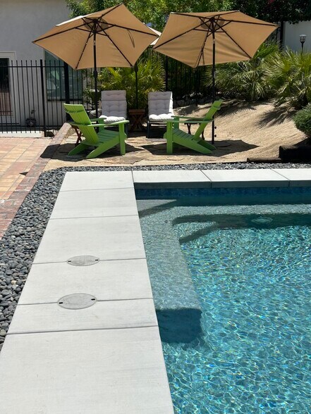 Building Photo - 37910 Palo Verde Dr
