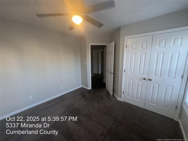 Building Photo - 5337 Miranda Dr