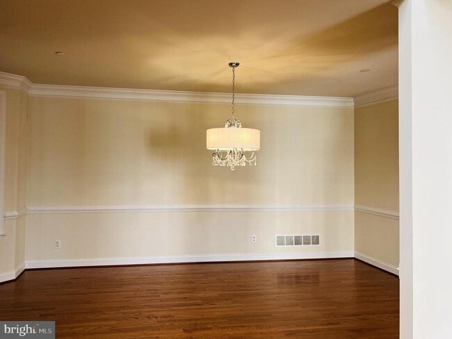 Building Photo - 107 Shilling Ave