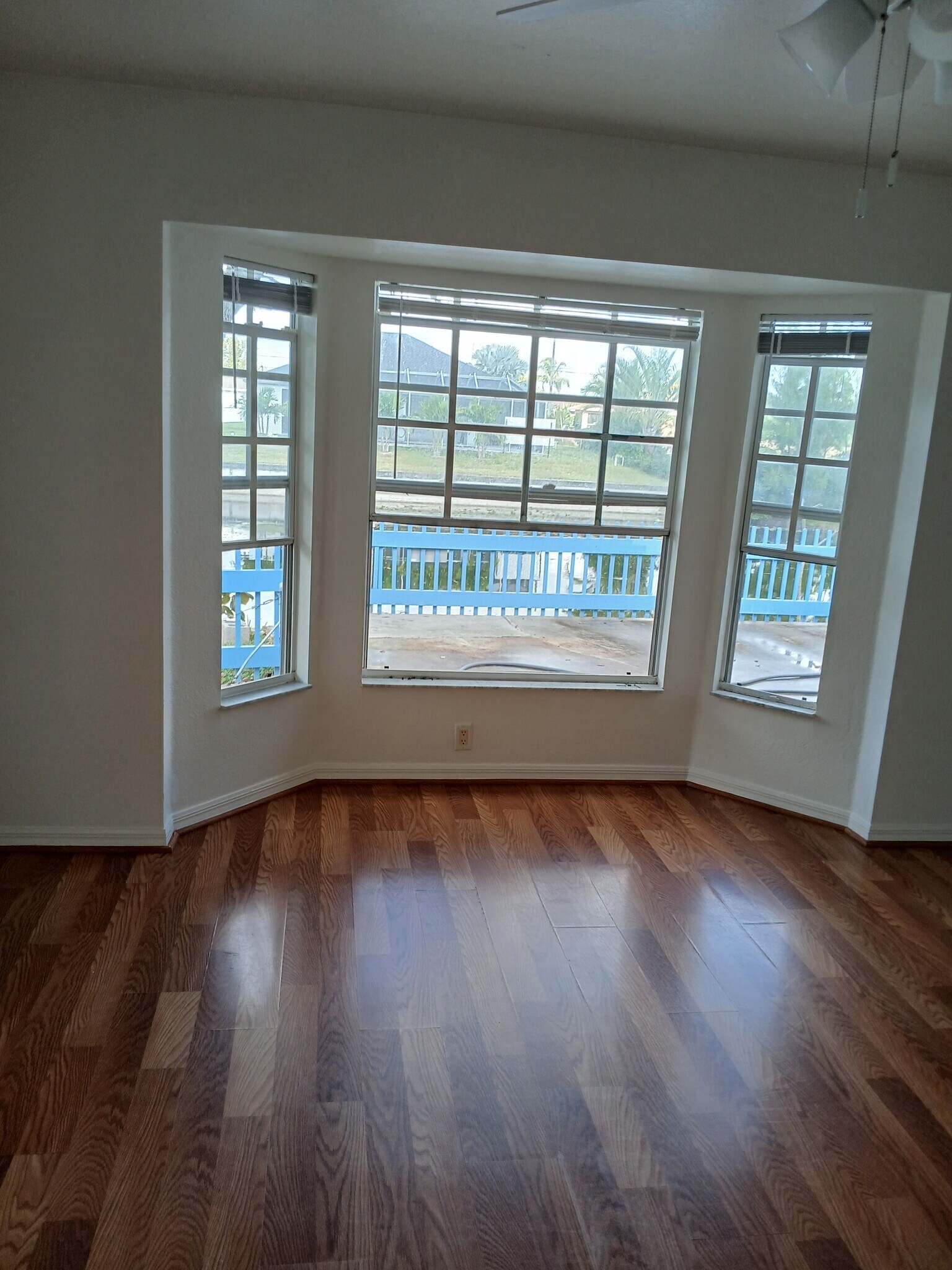 Main BR windows - 1411 Gleason Pky