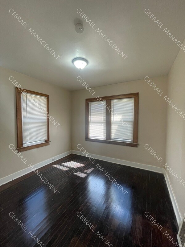 Building Photo - 718 Leland St