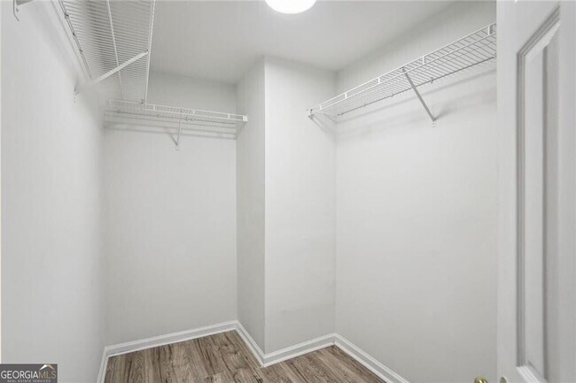 Building Photo - 2120 Sweetbirch Trail