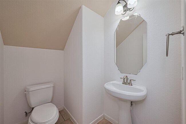 Building Photo - 15 Gull Rock Pl