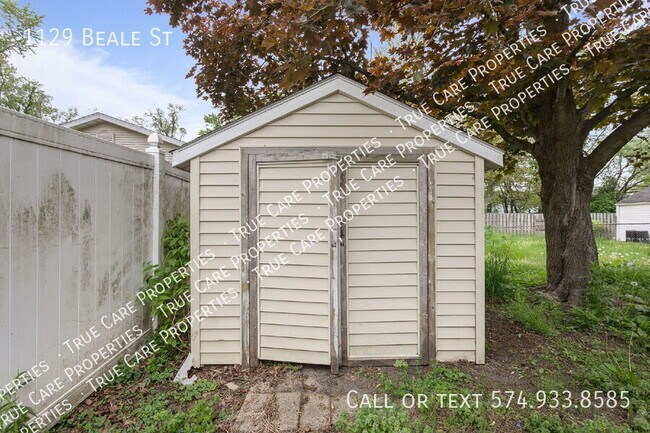 Building Photo - 1129 W Beale St