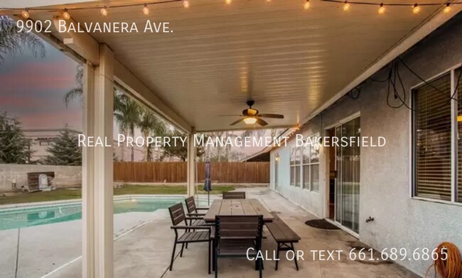 Building Photo - 9902 Balvanera Ave