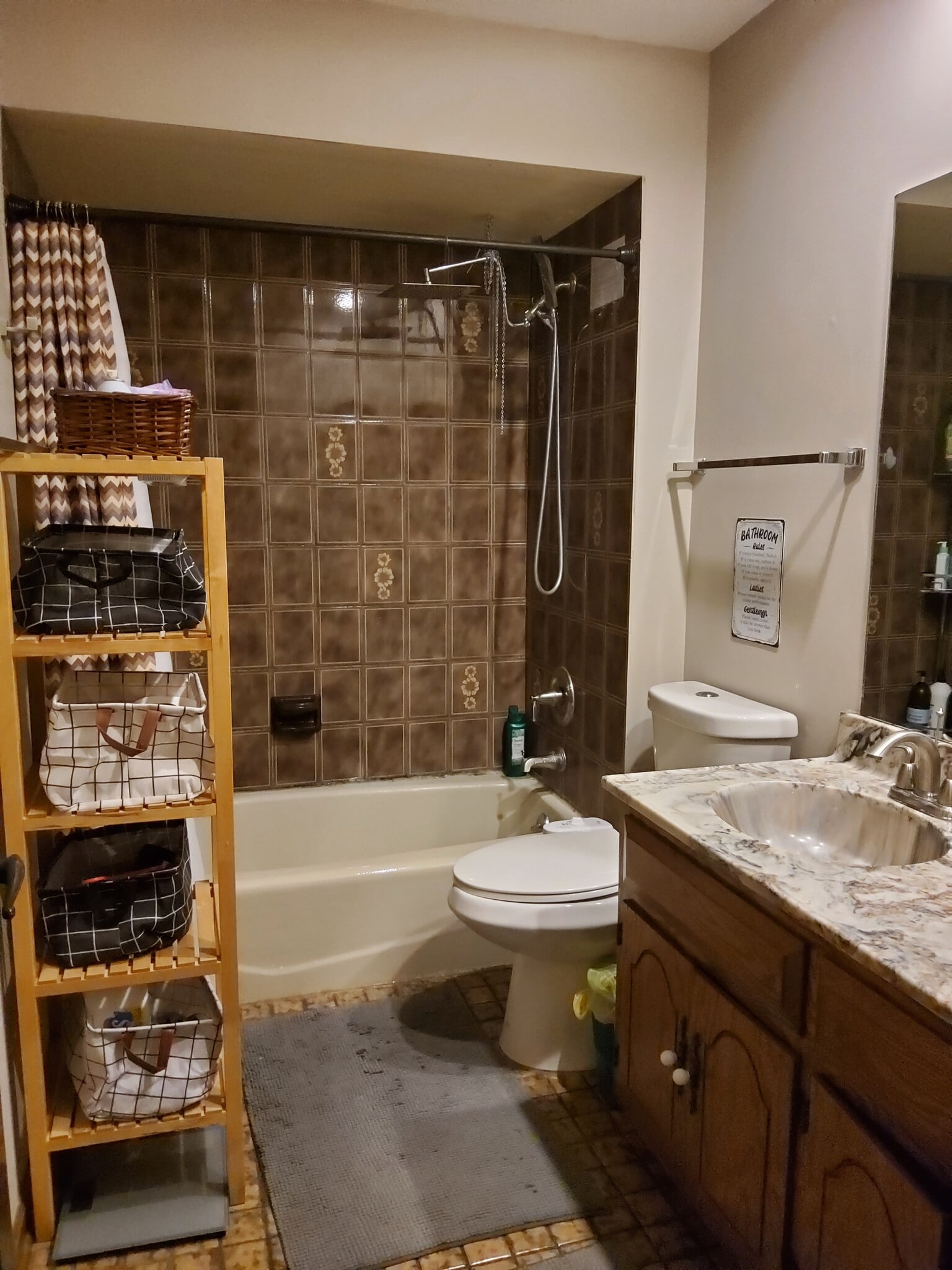 Building Photo - 5469 Ranier Dr