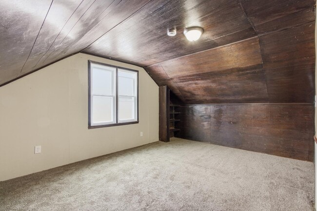 Building Photo - 19318 Harlow Ave