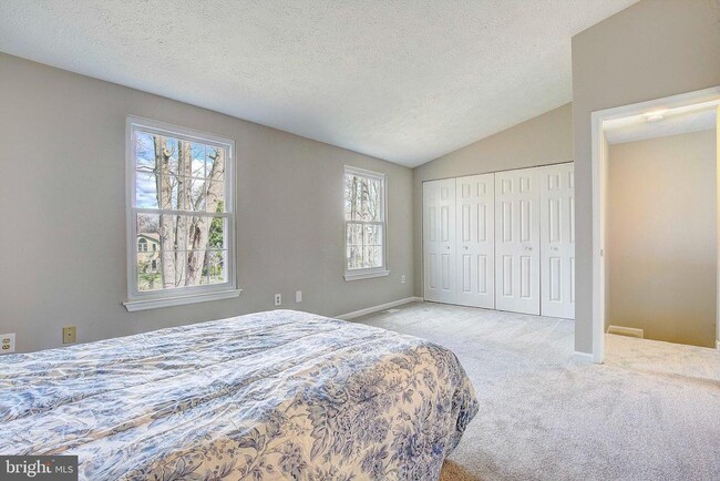 Building Photo - 2530 Log Mill Ct