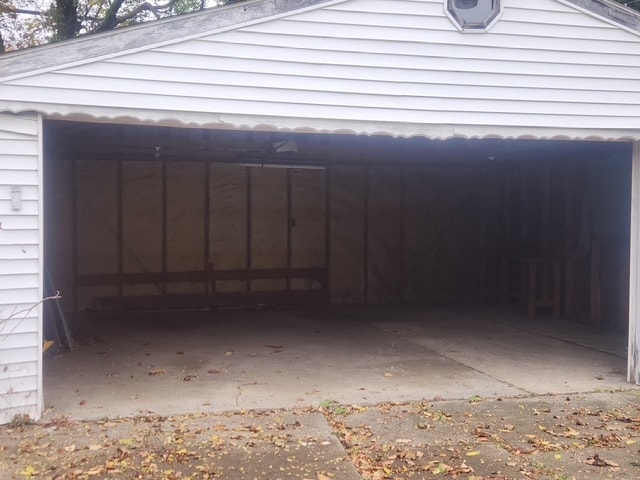 Building Photo - 15864 Fielding St