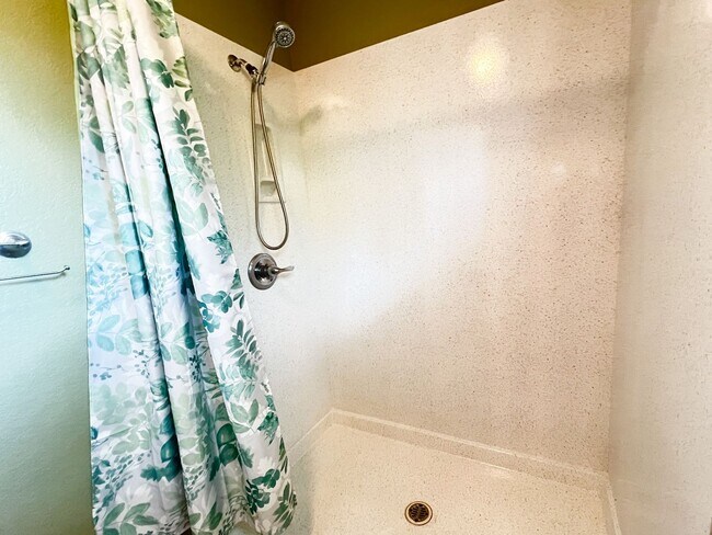Building Photo - HOME – COTTONWOOD - VERDE VILLAGE UNITS