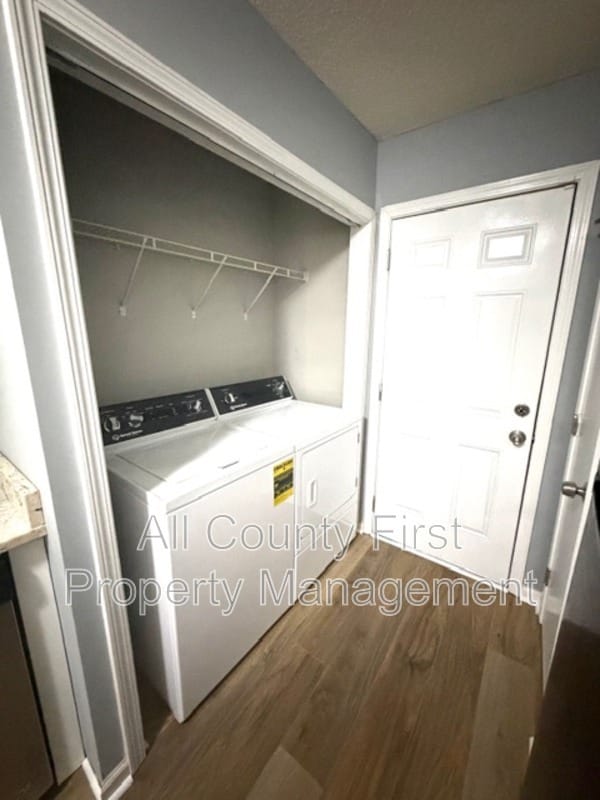 Building Photo - 122 Rue Fontaine