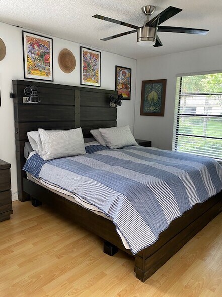 Building Photo - 416 Buttonwood Pl