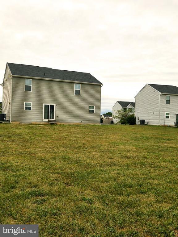 Building Photo - 228 Chandlers Glen Dr
