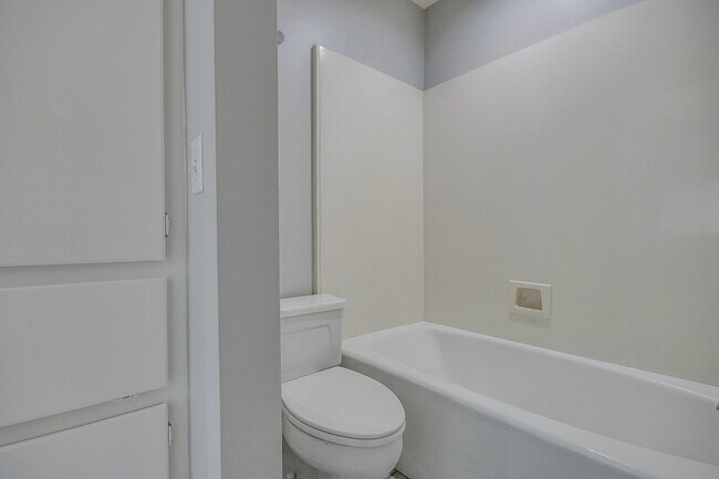 Building Photo - 923 Cranberry Hill Ct