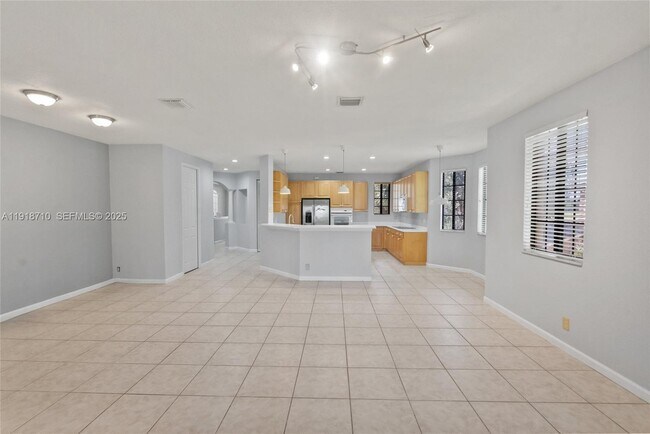 Building Photo - 2649 Center Ct Dr