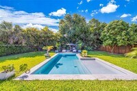 Building Photo - 3531 SW 1st Ave