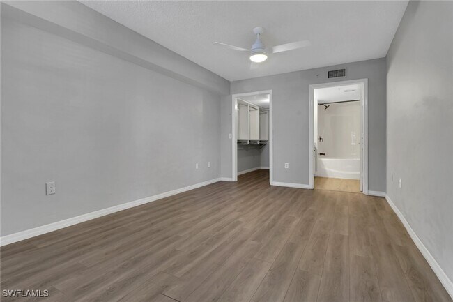 Building Photo - 8659 River Homes Lane