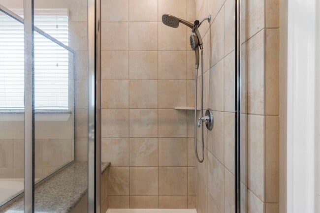 Building Photo - 18115 Westward Dale Dr