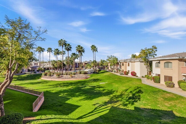 Building Photo - 10030 W Indian School Rd