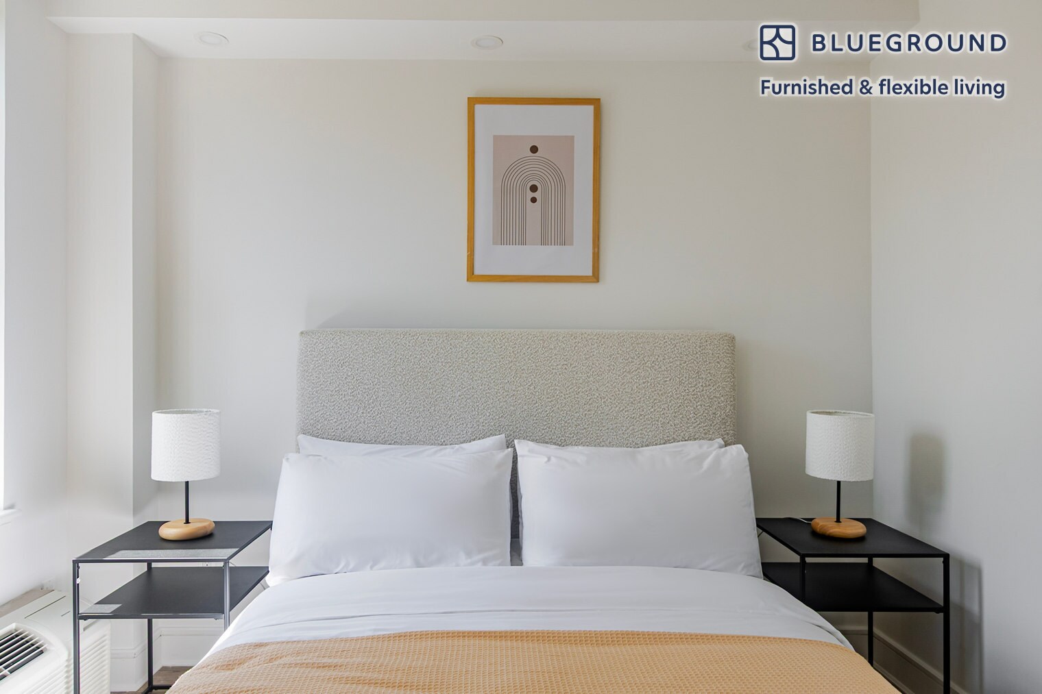 Building Photo - 45 W 81st St