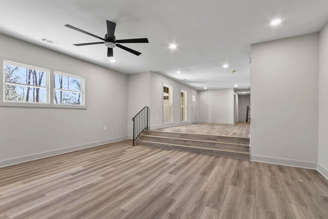 Building Photo - 4914 US-43