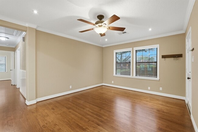 Building Photo - 4406 Marlborough Dr