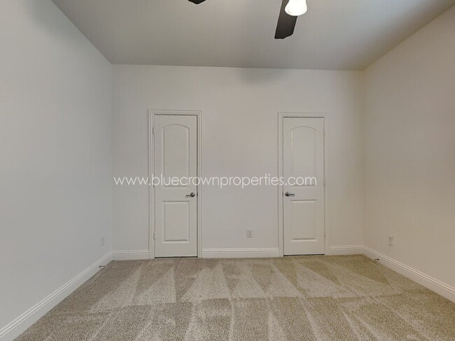 Building Photo - 2065 Pontchartrain Dr