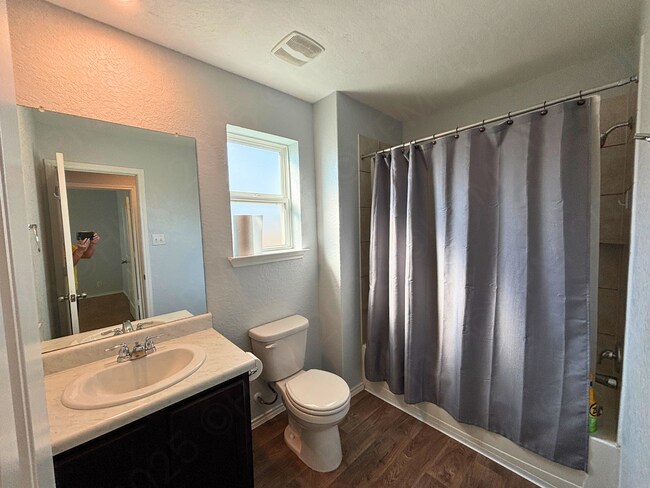 Building Photo - 5907 Kendall Cv