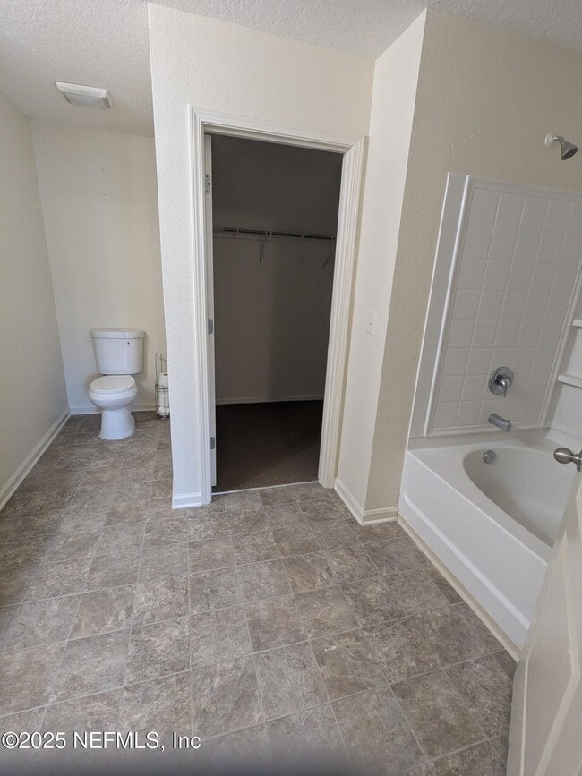 Building Photo - 15379 Bareback Dr