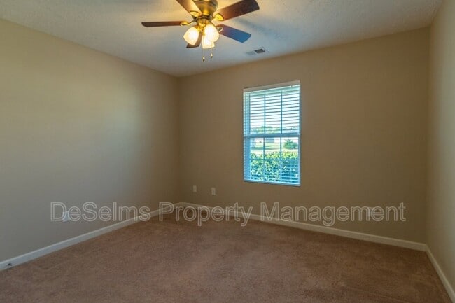 Building Photo - 1536 Passage Dr