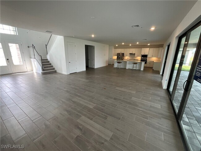 Building Photo - 10755 Timber Creek Dr