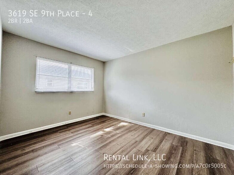 Building Photo - 3619 SE 9th Pl