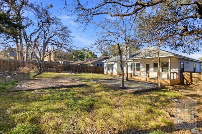 Building Photo - 14605 Running Deer Trail