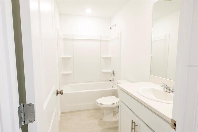 Building Photo - 7649 WATERSCAPE Dr