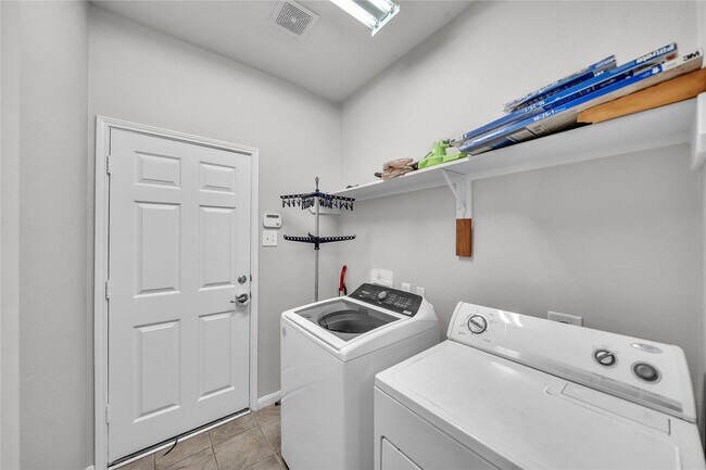 Building Photo - 26702 Hawkstone Ct