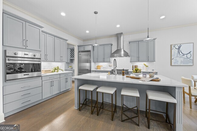 Building Photo - 1742 Helen Dr NE