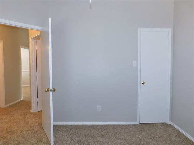 Building Photo - 1107 Mockingbird Dr