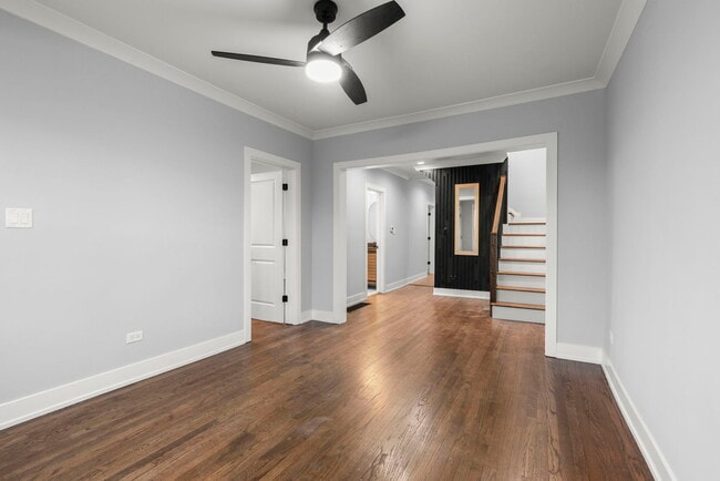 Building Photo - 5542 W 64th St